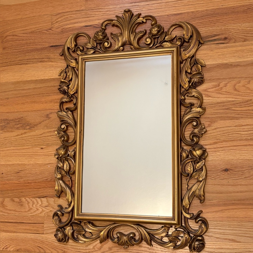 Vintage Homeco syroco gold ornate mirror